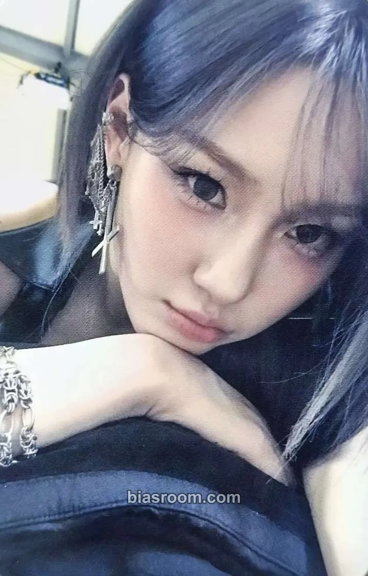 Chaehyun Crack Code Photocard - Kep1er - Kep1er K-pop photocard