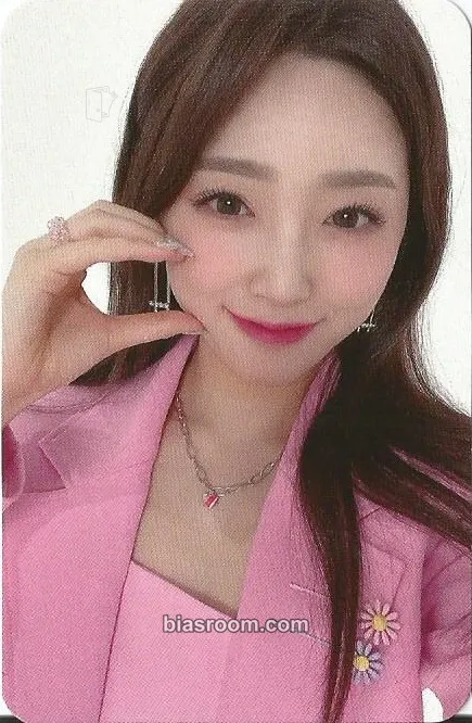 Hina Vanilla Photocard - LIGHTSUM - LIGHTSUM K-pop photocard