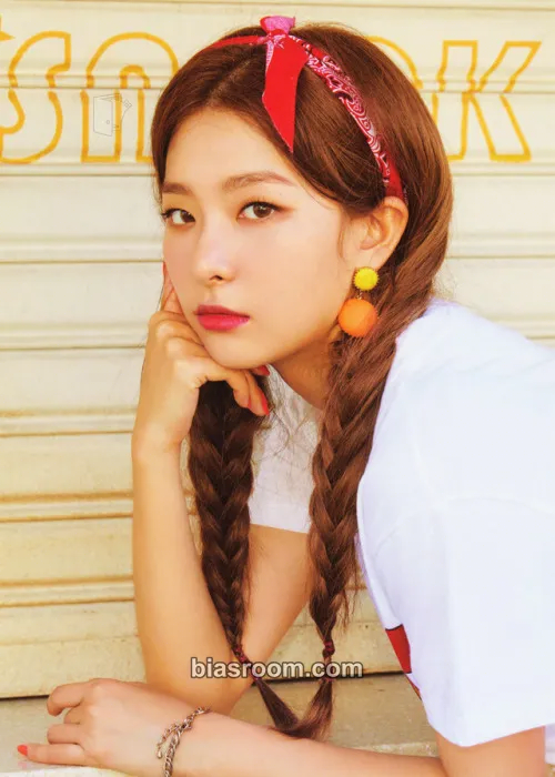 Seulgi REDMARE: Red Velvet Second Concert Photocard - Red Velvet - Red Velvet K-pop photocard