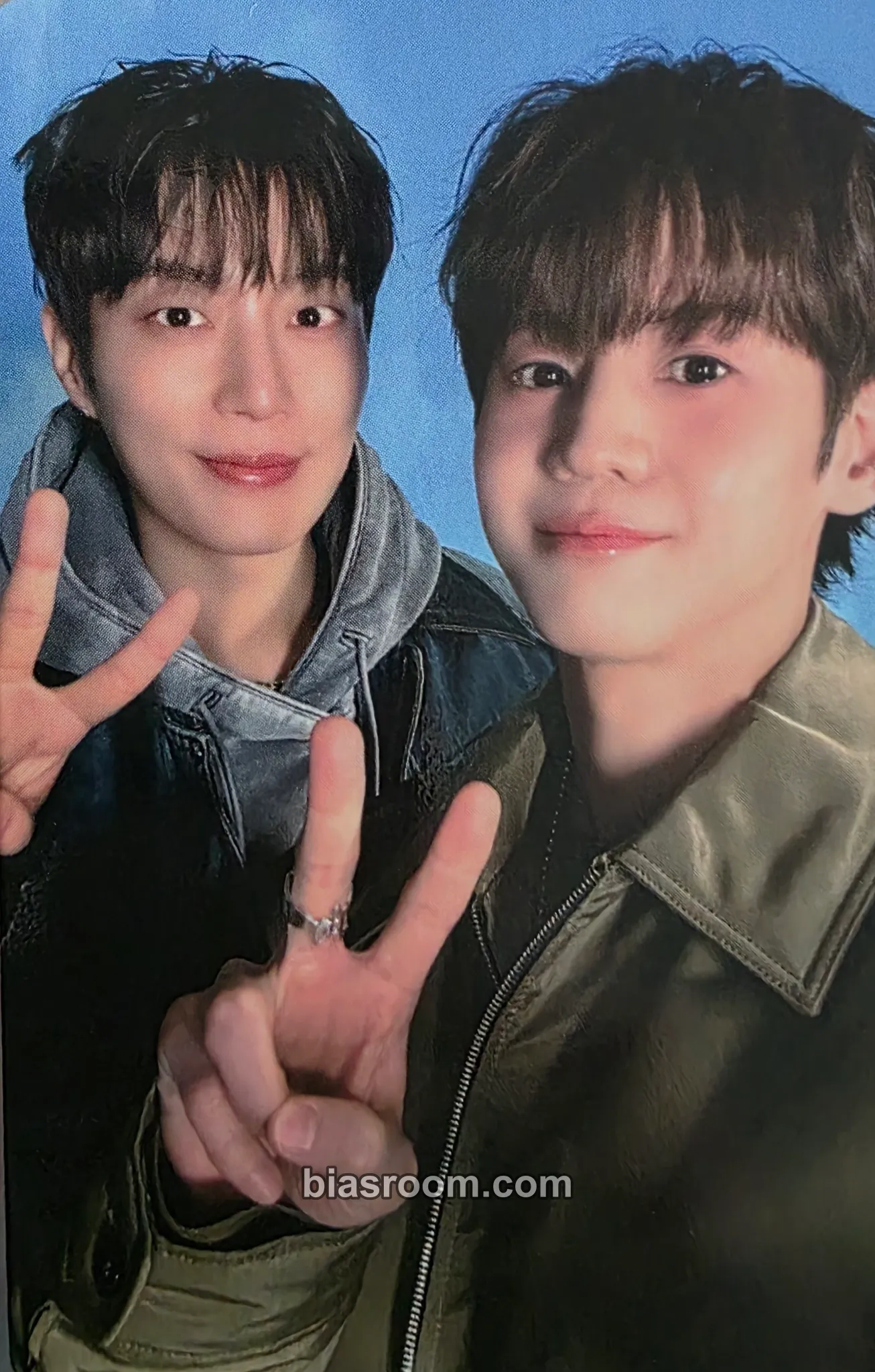 From Real to Surreal Photocard - HIGHLIGHT - HIGHLIGHT K-pop photocard