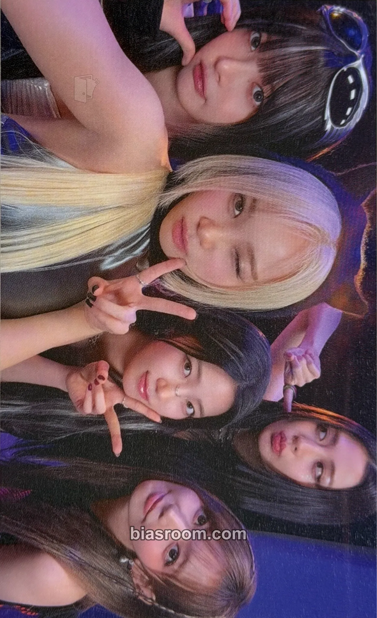 Easy Crazy Hot Tour (2025) Photocard - LE SSERAFIM - LE SSERAFIM K-pop photocard