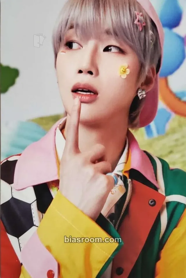 NINE.i - Minjun - New Mind Album postcard album inclusion off version