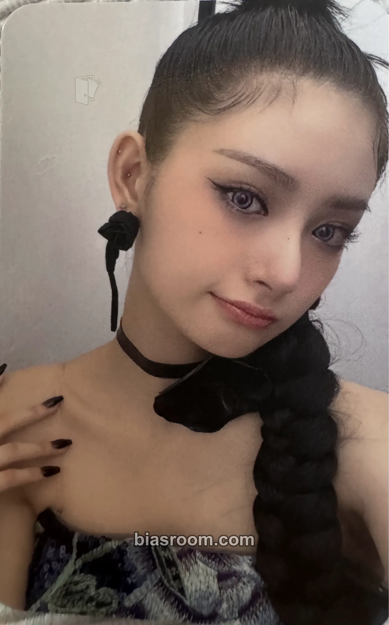 Yiren ZOMBIE Photocard - EVERGLOW - EVERGLOW K-pop photocard