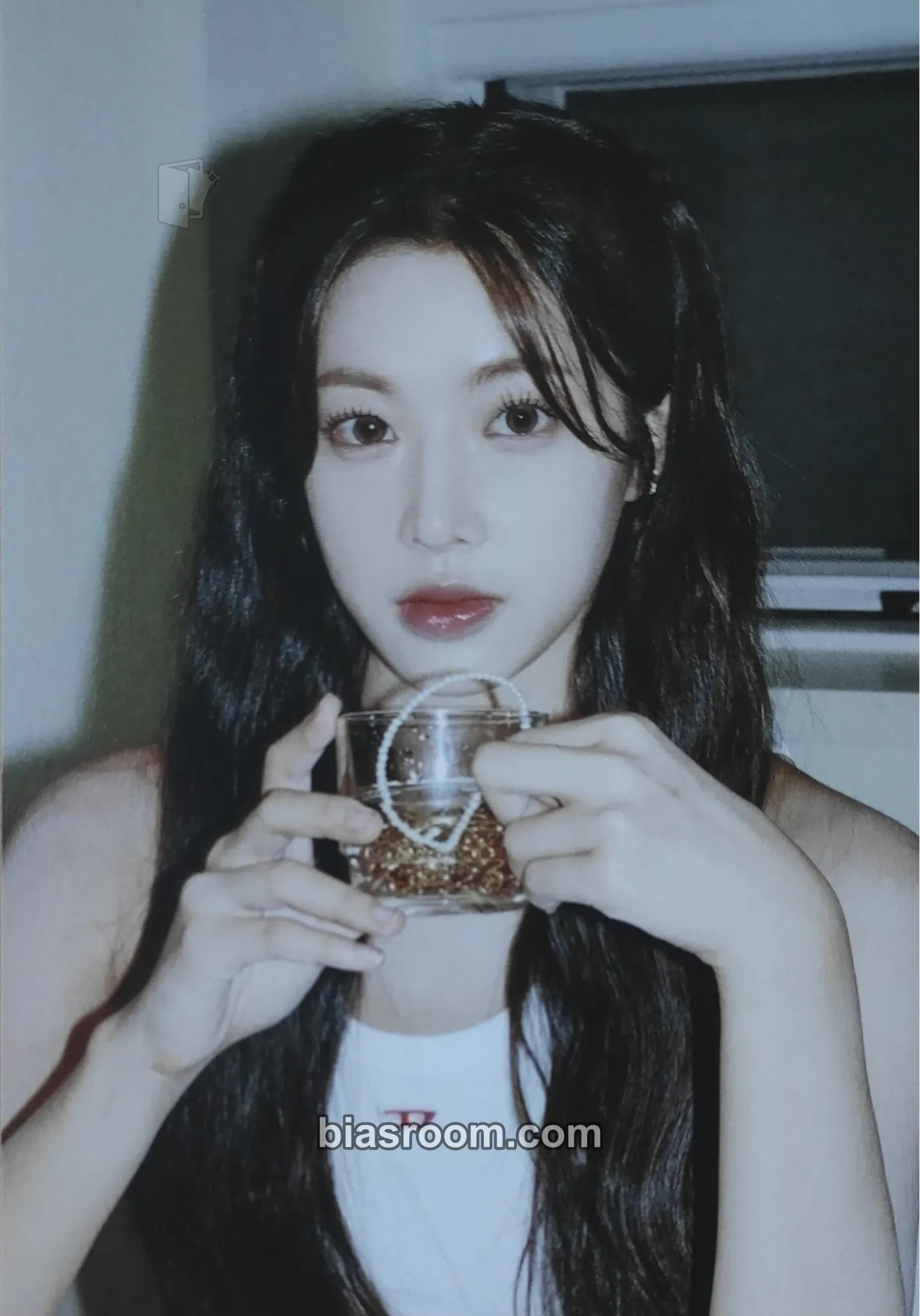 Nien Muhan Photocard - tripleS - tripleS K-pop photocard