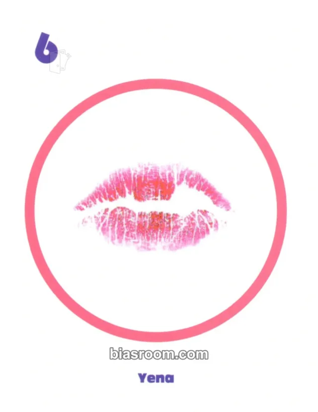 APRIL - Yena - The Ruby Album album inclusion lip card