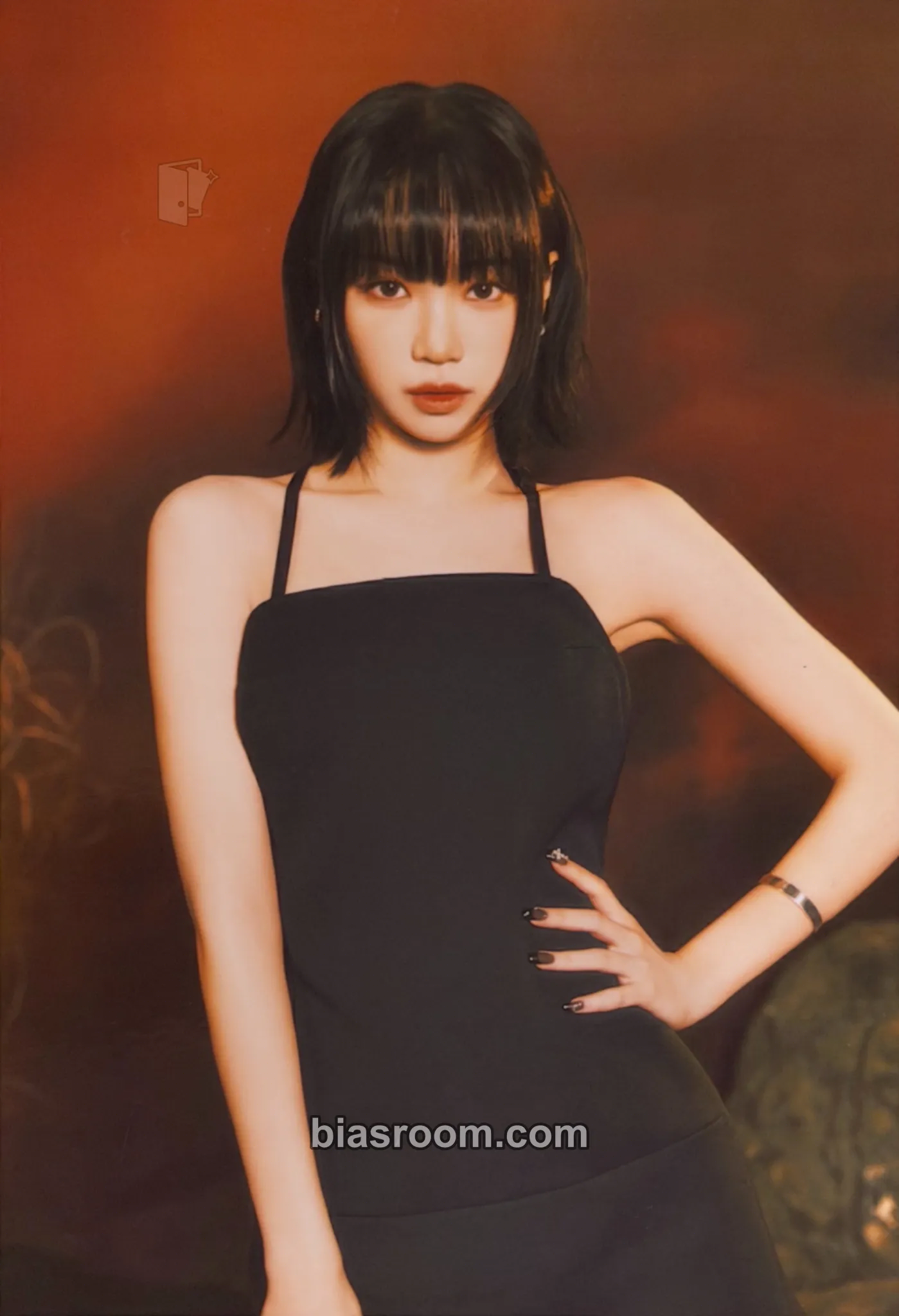 Kim Chaewon Flame Rises Tour (2023) Photocard - LE SSERAFIM - LE SSERAFIM K-pop photocard