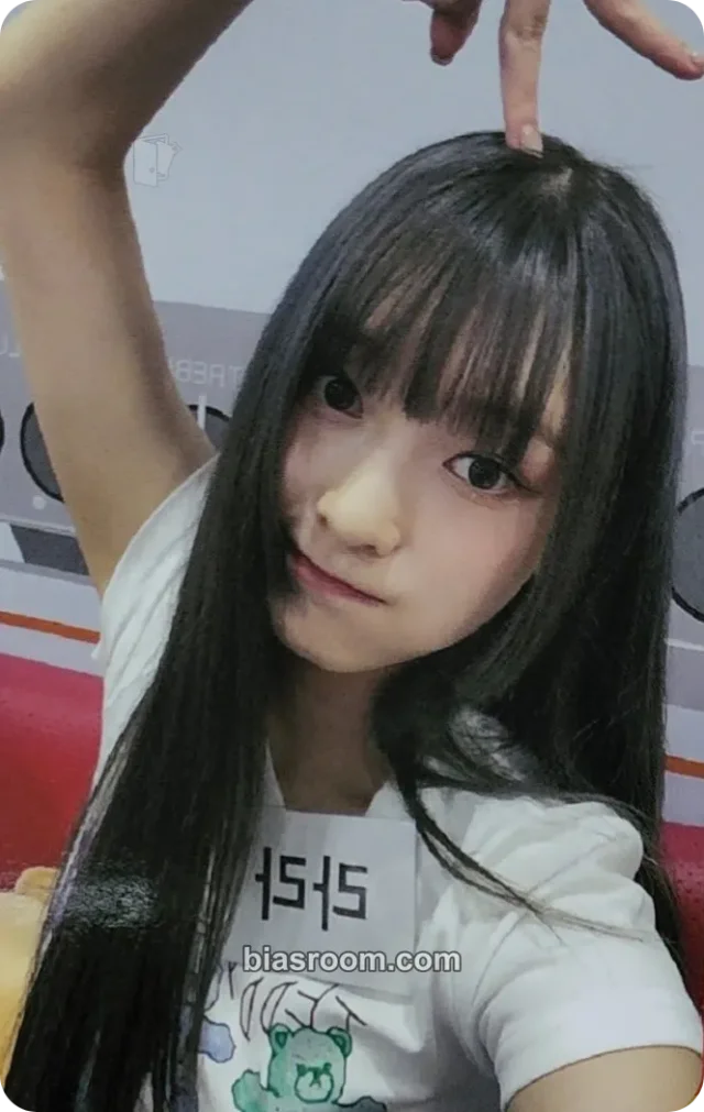 DreamNote - Lara - Secondary Page Album daily duck round 3 fansign