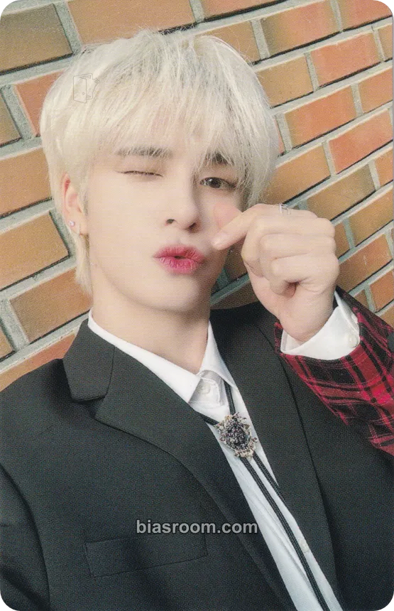 Serim LOVE! LUV!! LUVITY!!! Photocard - CRAVITY - CRAVITY K-pop photocard