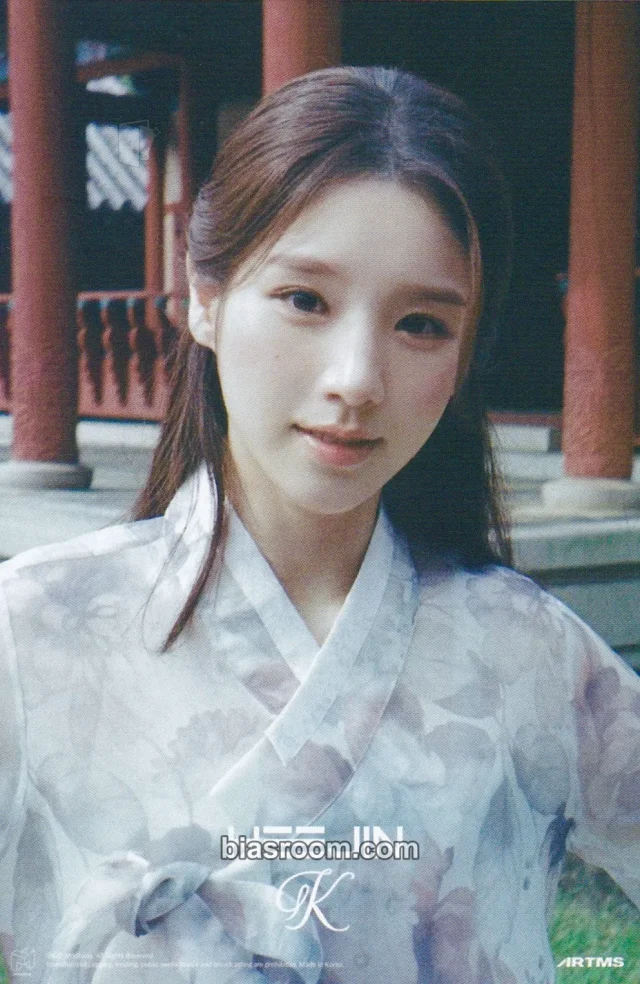 ARTMS - HeeJin - K Album broadcast postcard supplemental