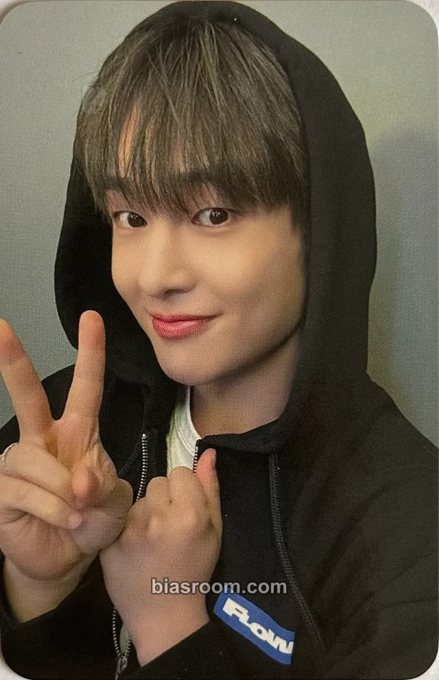 SHINee - Onew - FLOW Album soundwave video call (fancall) round 2