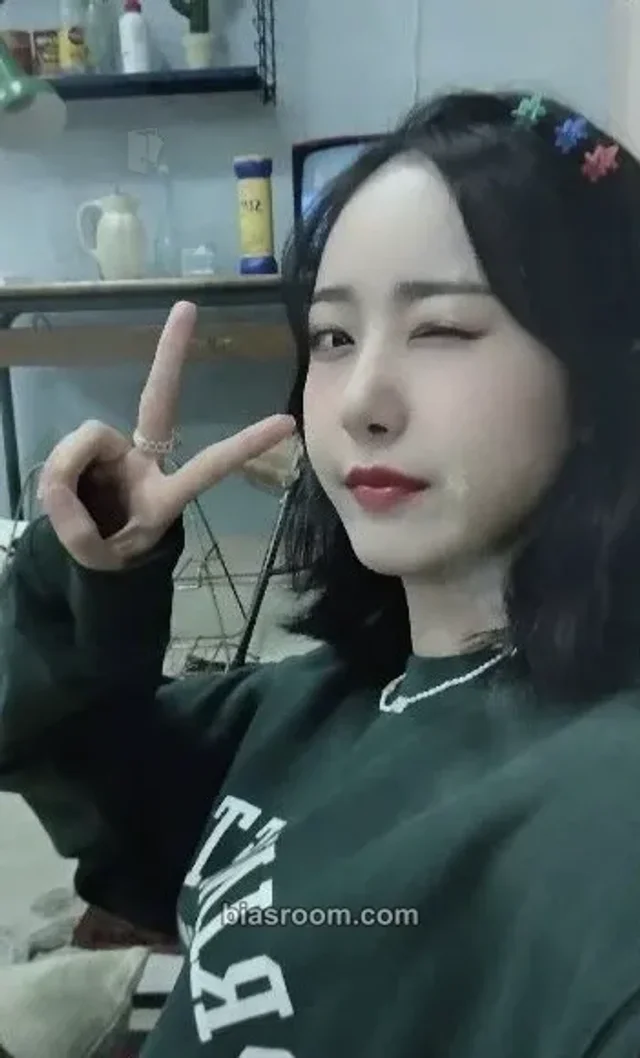GFRIEND - SinB - GFRIEND GLOBAL OFFICIAL FANCLUB BUDDY MEMBERSHIP Kit - GFRIEND at HOME Other fanclub