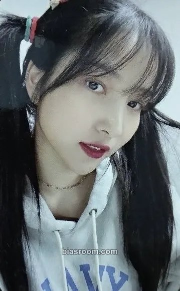 Sowon GFRIEND GLOBAL OFFICIAL FANCLUB BUDDY MEMBERSHIP Kit - GFRIEND at HOME Photocard - GFRIEND - GFRIEND K-pop photocard