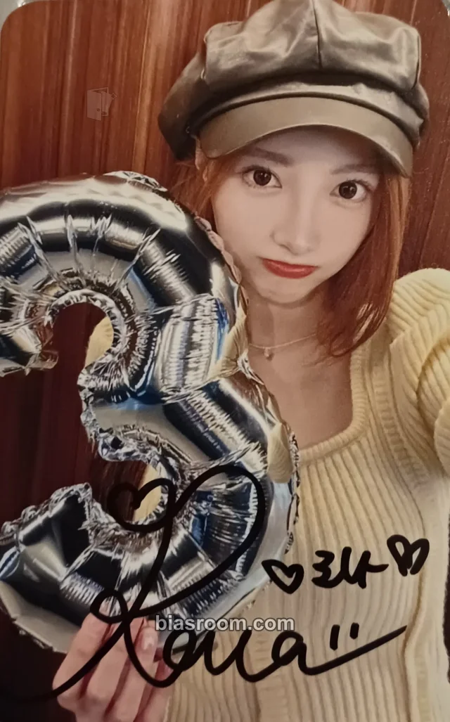 ILY:1 - Rona - Debut 3rd Anniversary Video Call Event Event video call (fancall) autographed event