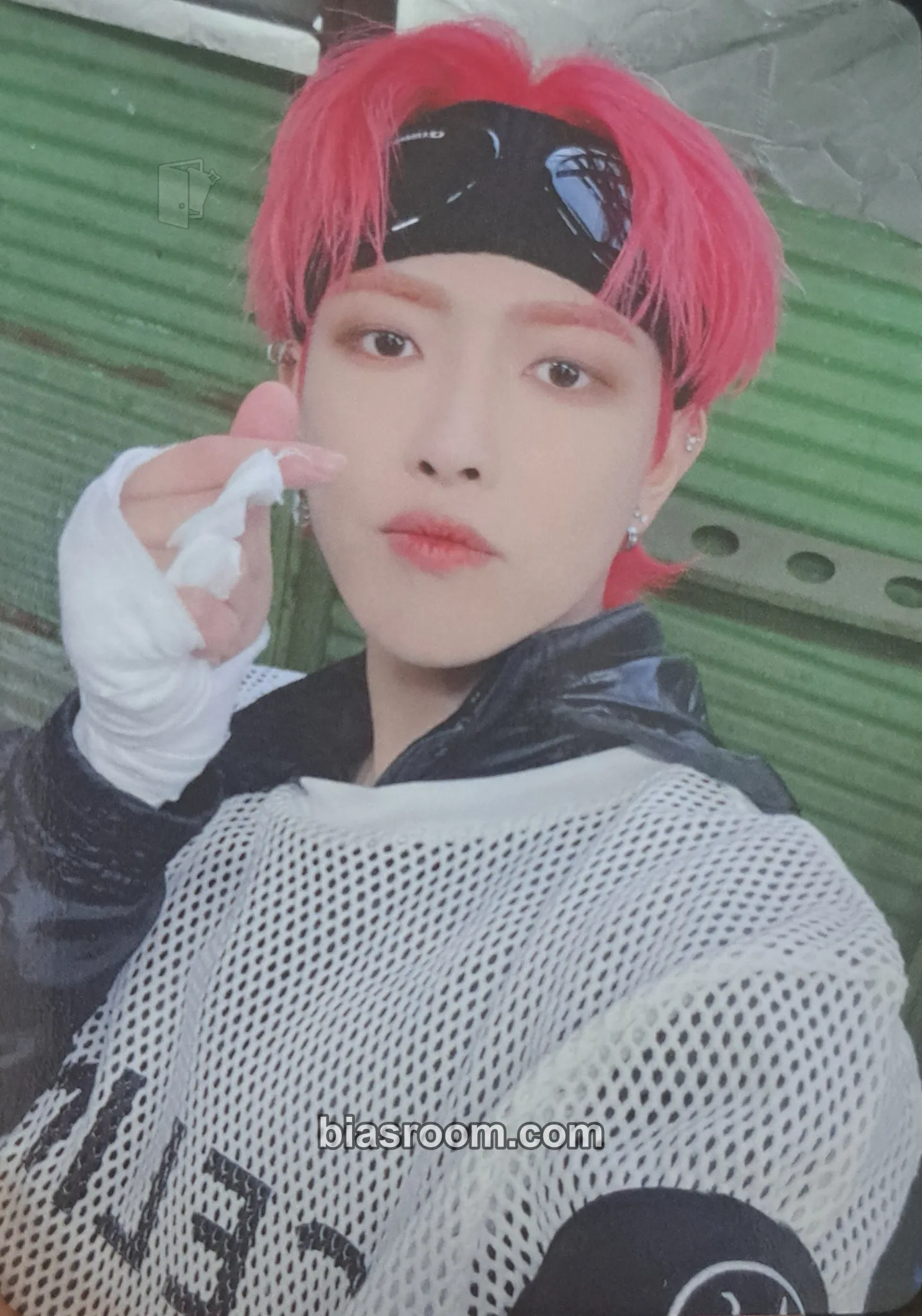 Hongjoong BEYOND : ZERO Photocard - ATEEZ - ATEEZ K-pop photocard
