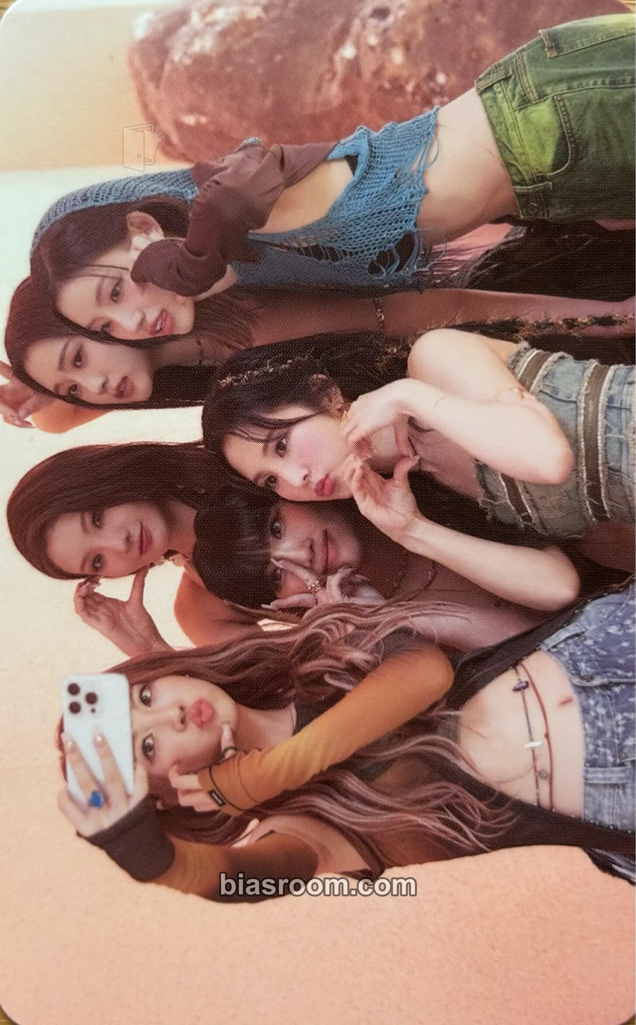Diamond Photocard - TRI.BE - TRI.BE K-pop photocard