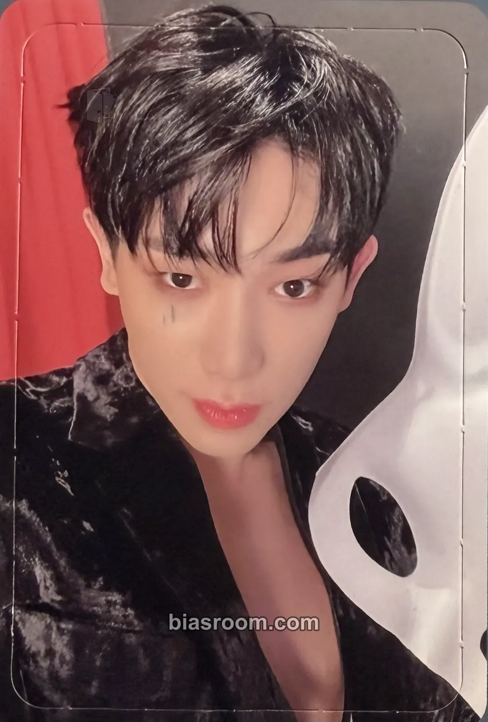 Wonho Facade Photocard - Wonho K-pop photocard