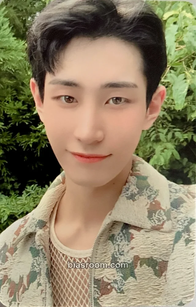 VAV - Lou - Made For Two Album album photocard