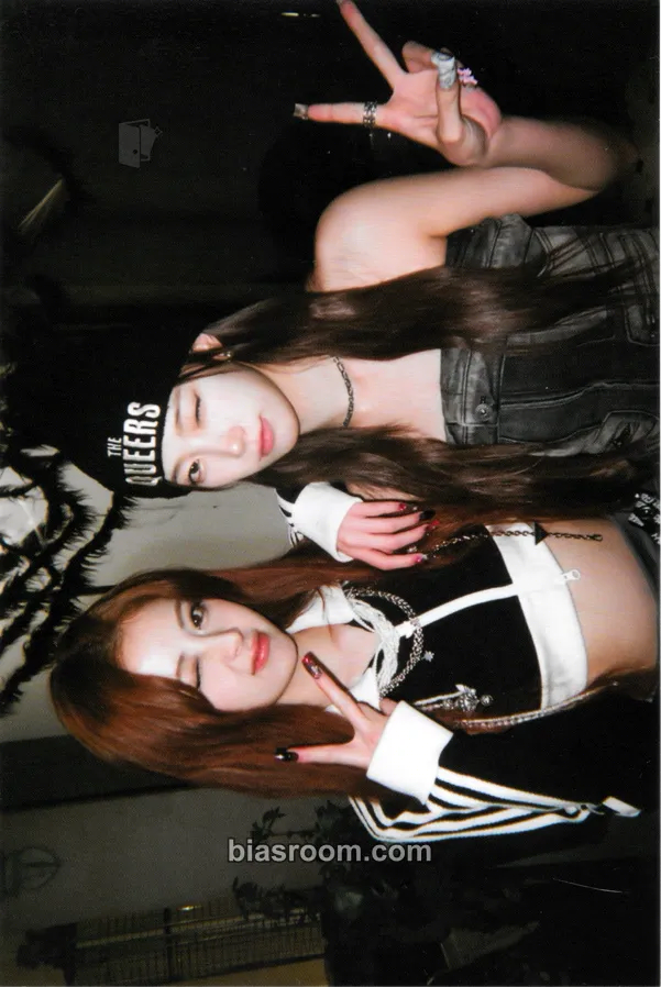 Dear, FEARNOT Film Photobook Photocard - LE SSERAFIM - LE SSERAFIM K-pop photocard