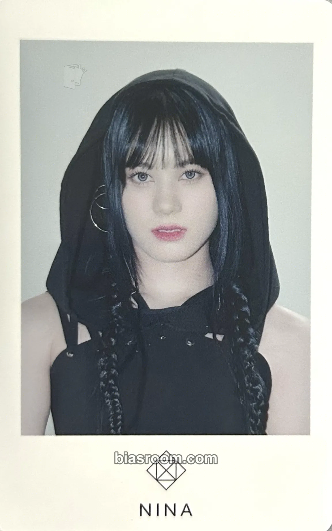 Nina “Rise Up” Official Goods Photocard - NiziU - NiziU K-pop photocard