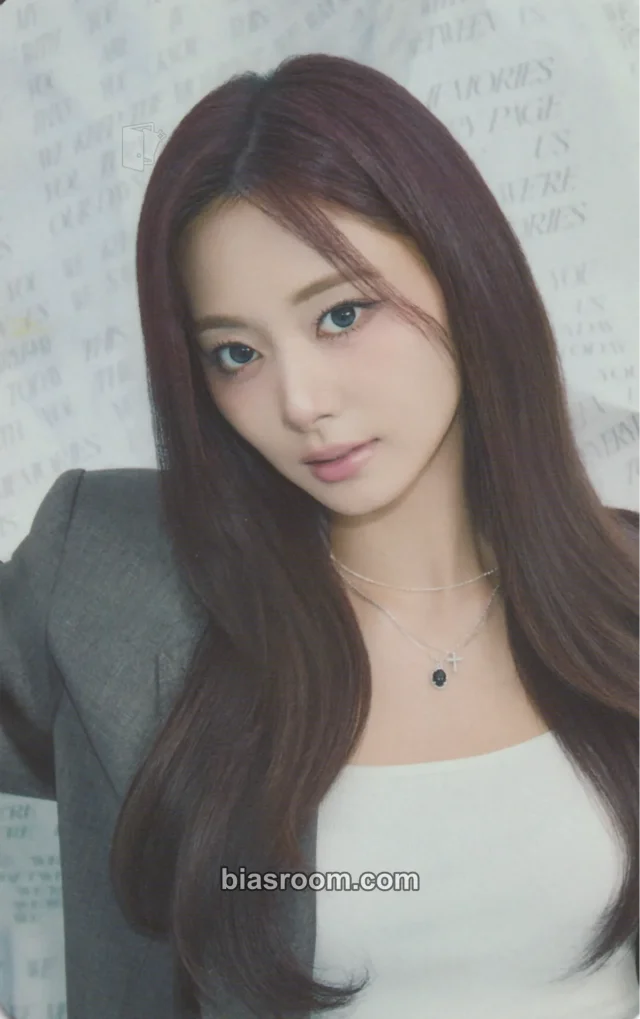 Tzuyu TWICE 2026 Japan Season's Greetings: Captured Moments K-pop photocard