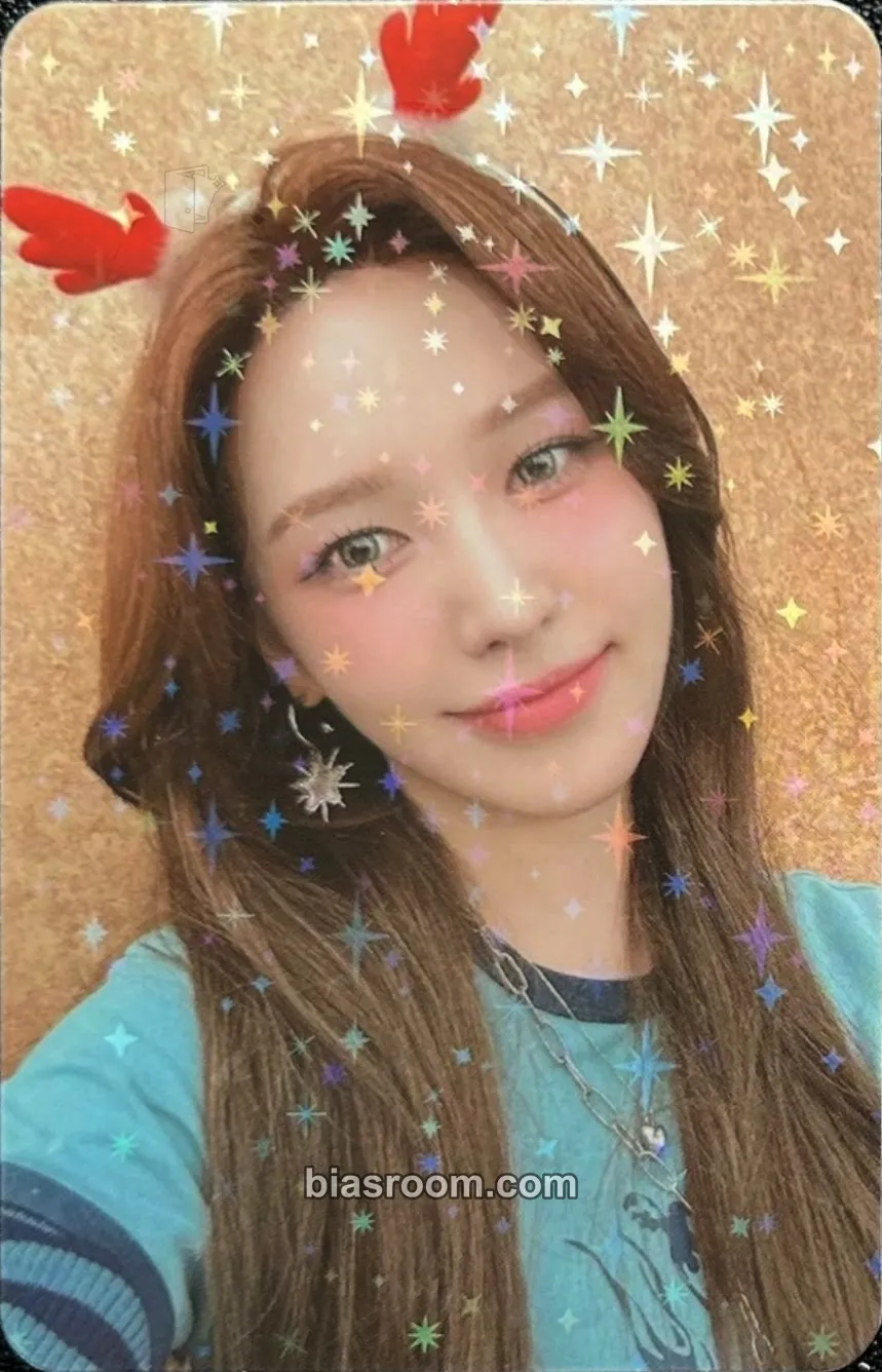 Wendy Pink Christmas Photocard - Red Velvet - Red Velvet K-pop photocard