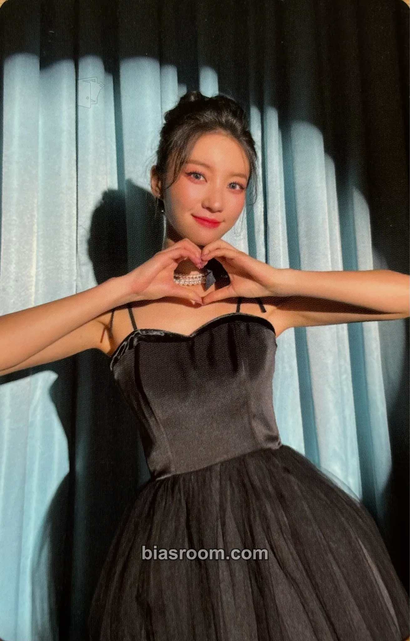 Yubin Real Love Photocard - OH MY GIRL - OH MY GIRL K-pop photocard