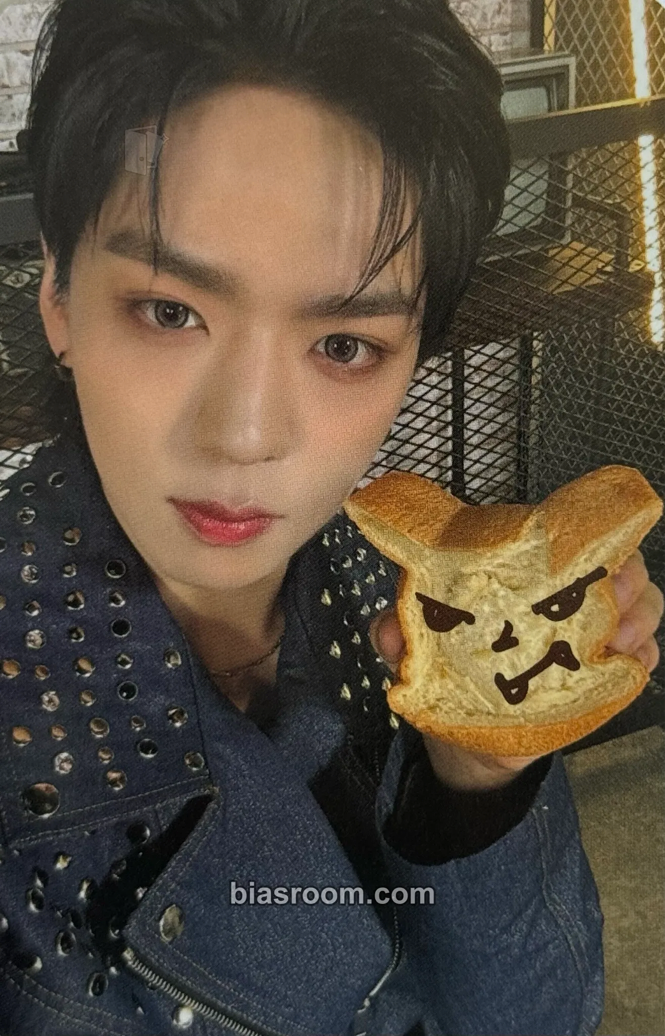 Hyunjun n: number of cases Photocard - NouerA - NouerA K-pop photocard