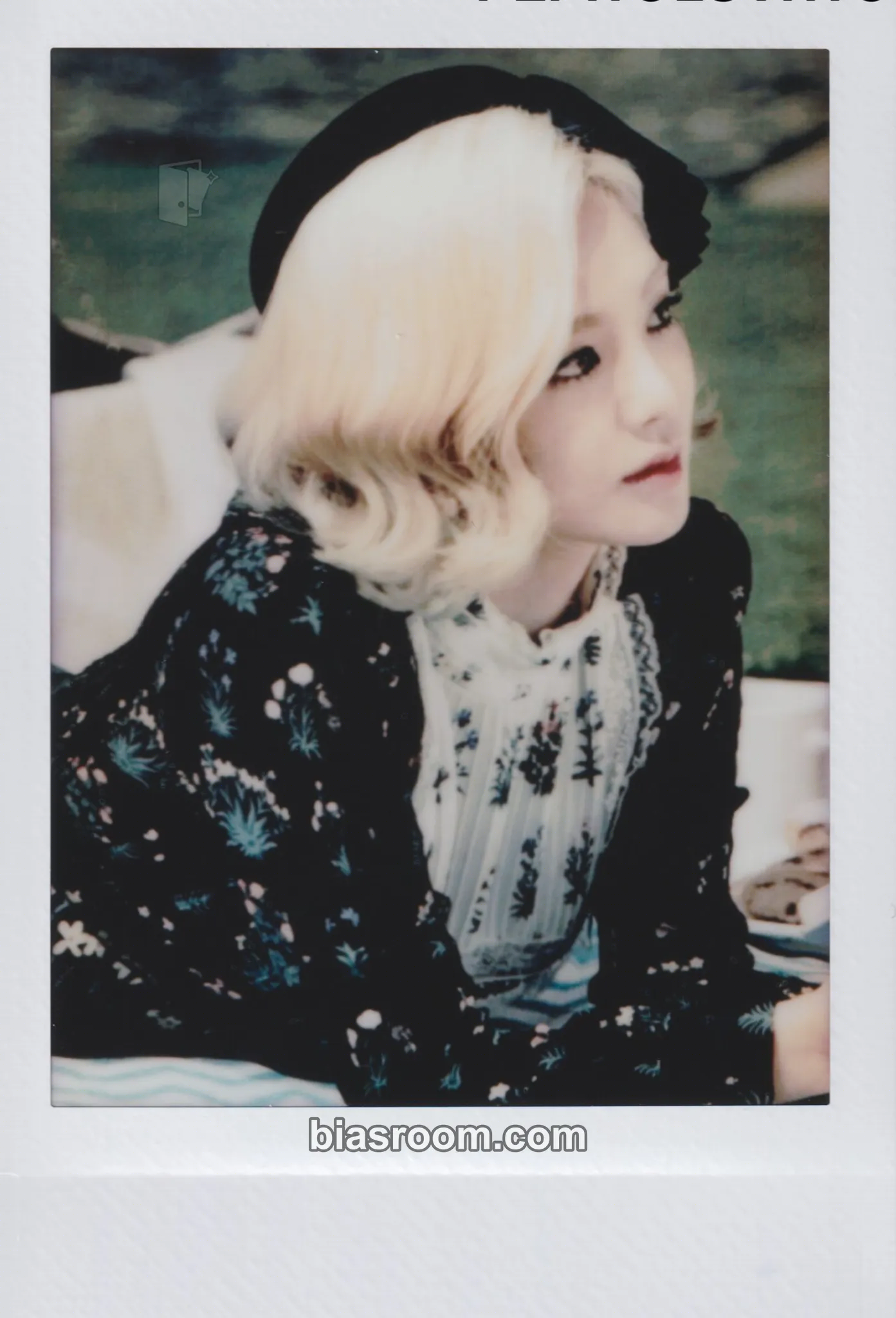 Hyoyeon 9th Anniversary MD Photocard - Girls' Generation - Girls' Generation K-pop photocard