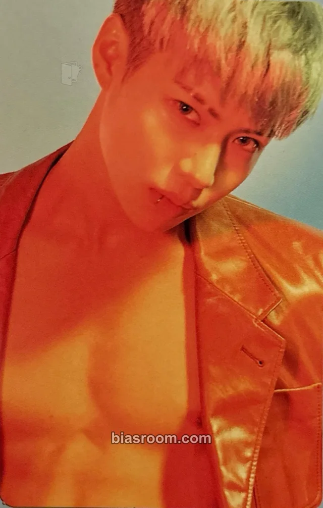 Taemin - Taemin - MOVE - The 2nd Album Album merch photocard paper folder B version