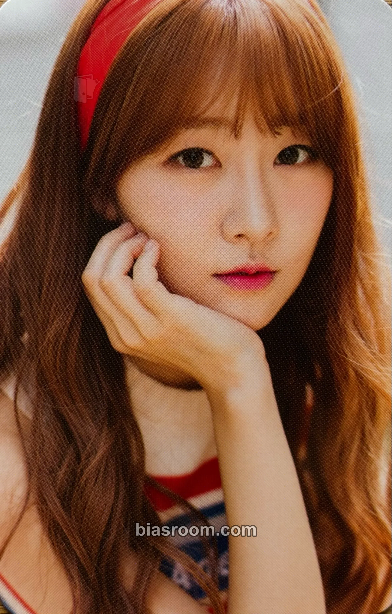 Yujeong Love Sign Photocard - LABOUM - LABOUM K-pop photocard