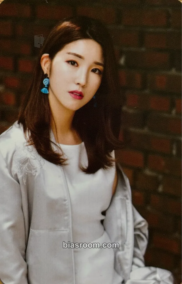 LABOUM - ZN - Love Sign Album album photocard