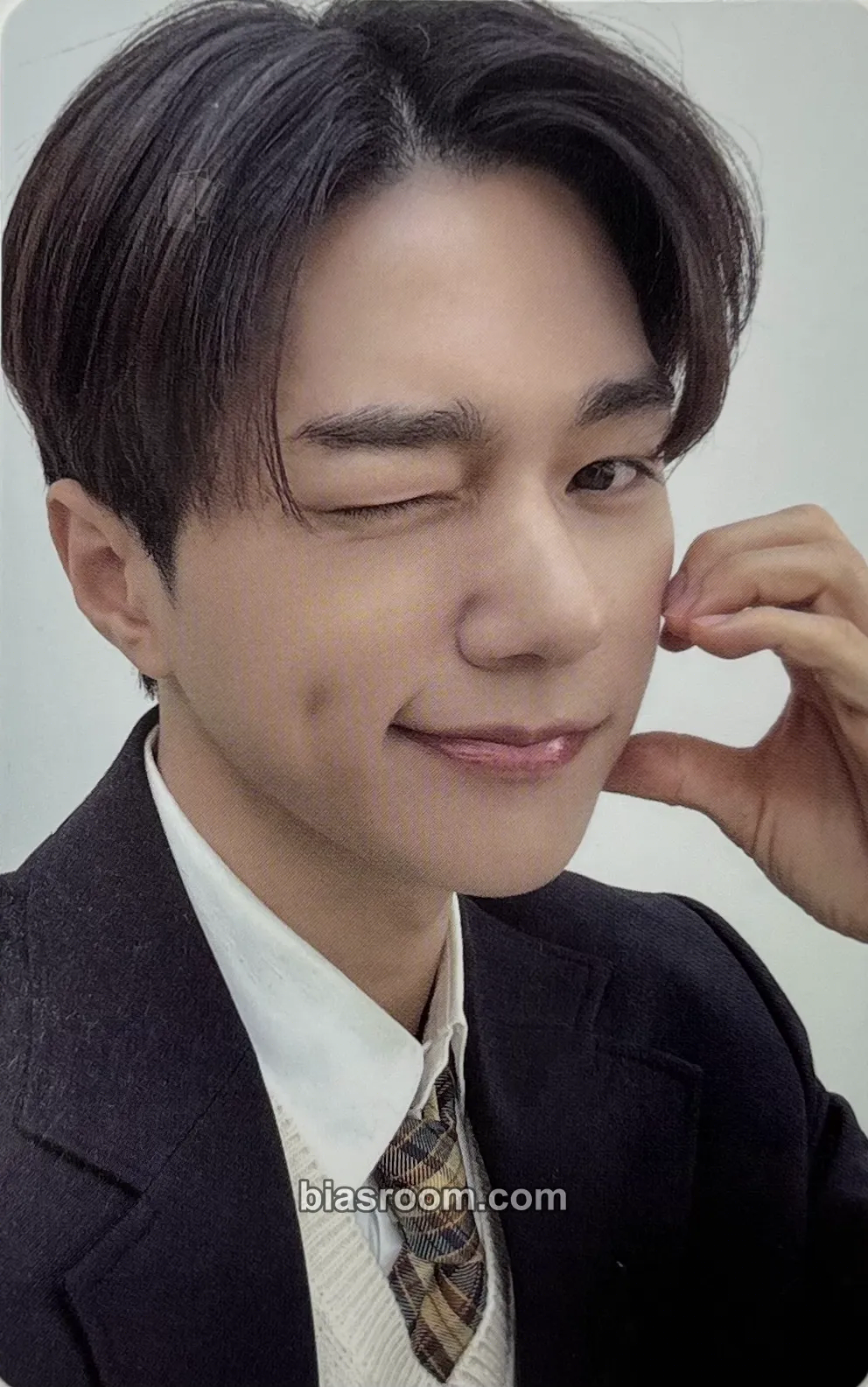 L / Myungsoo Like Infinite Photocard - INFINITE - INFINITE K-pop photocard