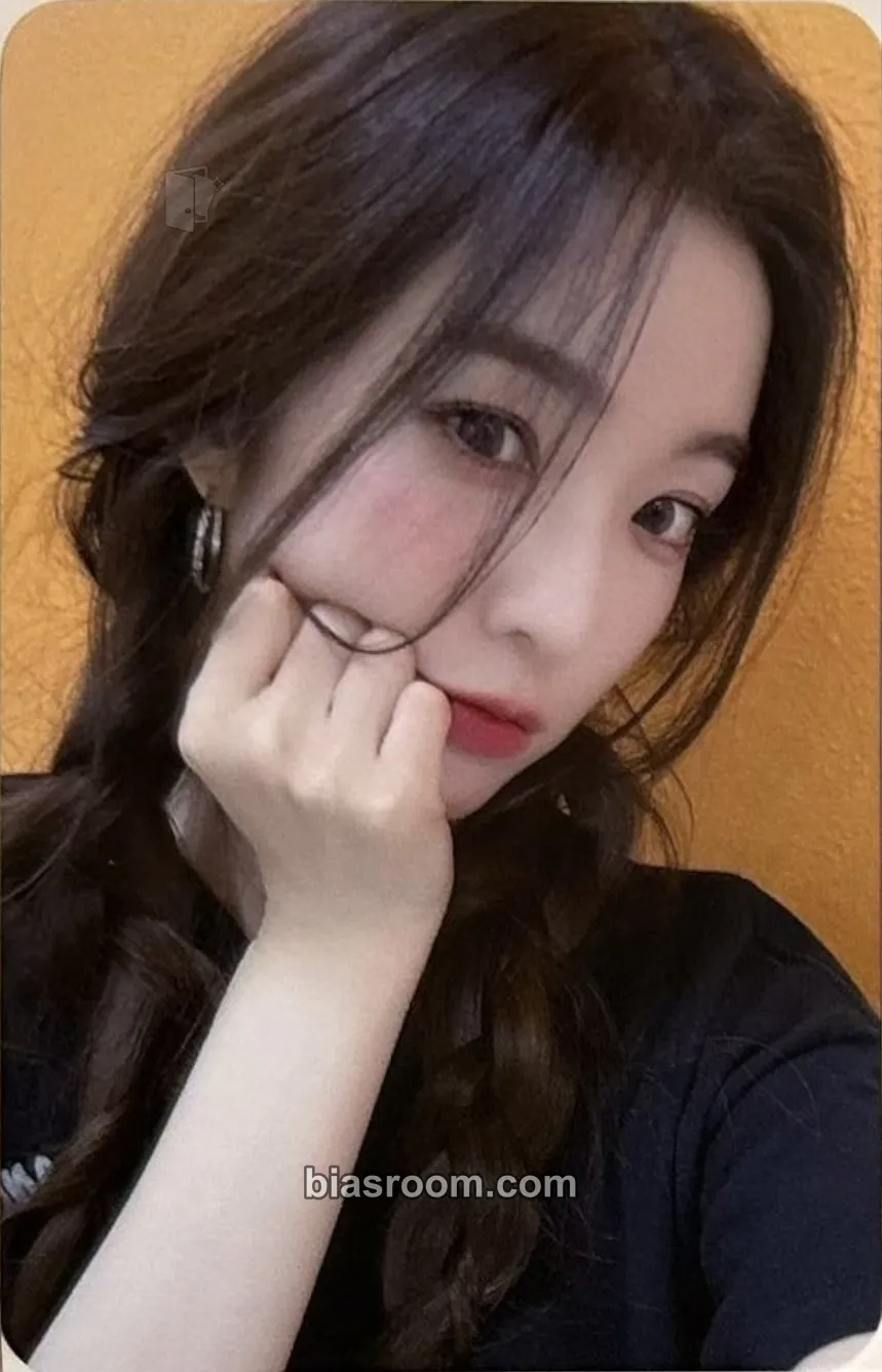 Irene Cosmic Photocard - Red Velvet - Red Velvet K-pop photocard