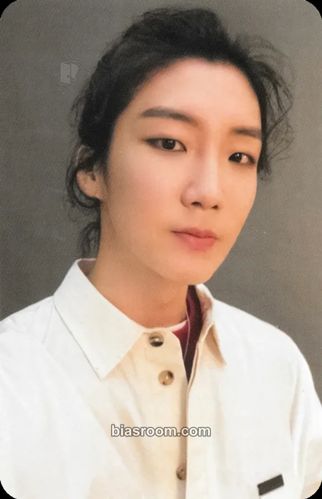 WINNER - Hoony - HOLIDAY Album album photocard night version