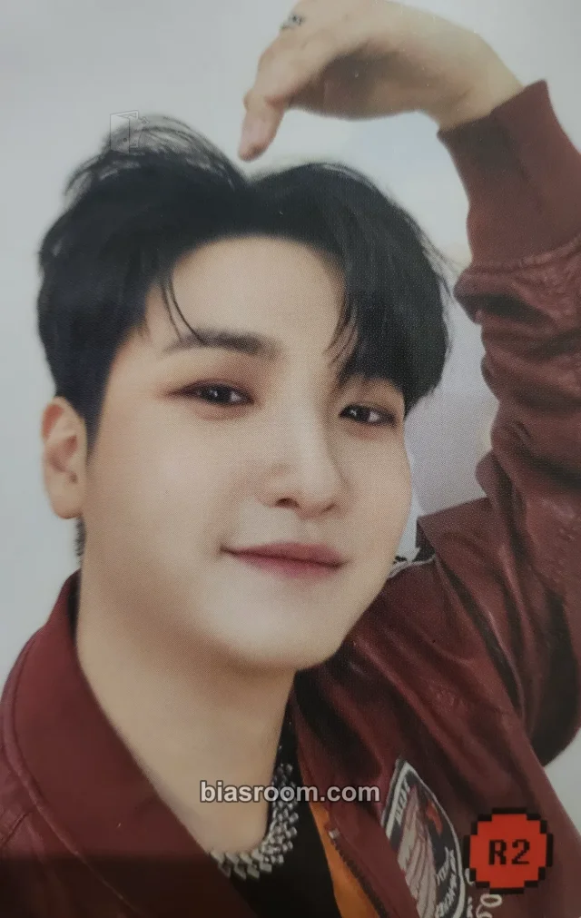 LUCY - Gwangil - Insert Coin Album album photocard