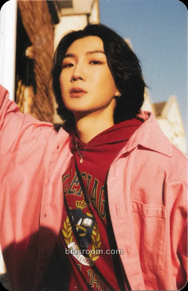 WINNER - Hoony - HOLIDAY Album album photocard day version