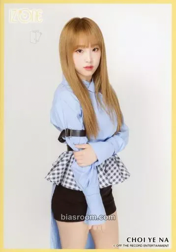 Yena JAPAN 1st FANMEETING Photocard - IZ*ONE - IZ*ONE K-pop photocard