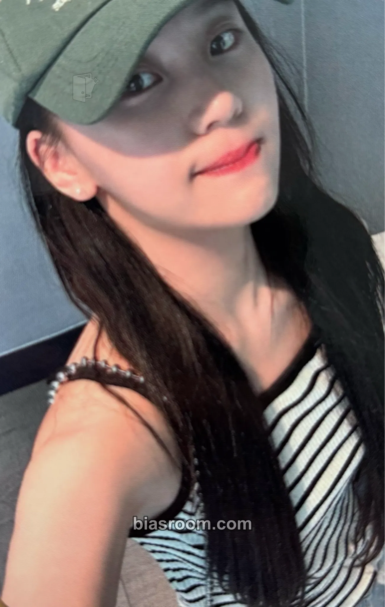Umji VOYAGE Photocard - VIVIZ - VIVIZ K-pop photocard