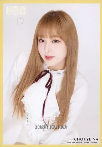 Yena KCON 2019 Photocard - IZ*ONE - IZ*ONE K-pop photocard