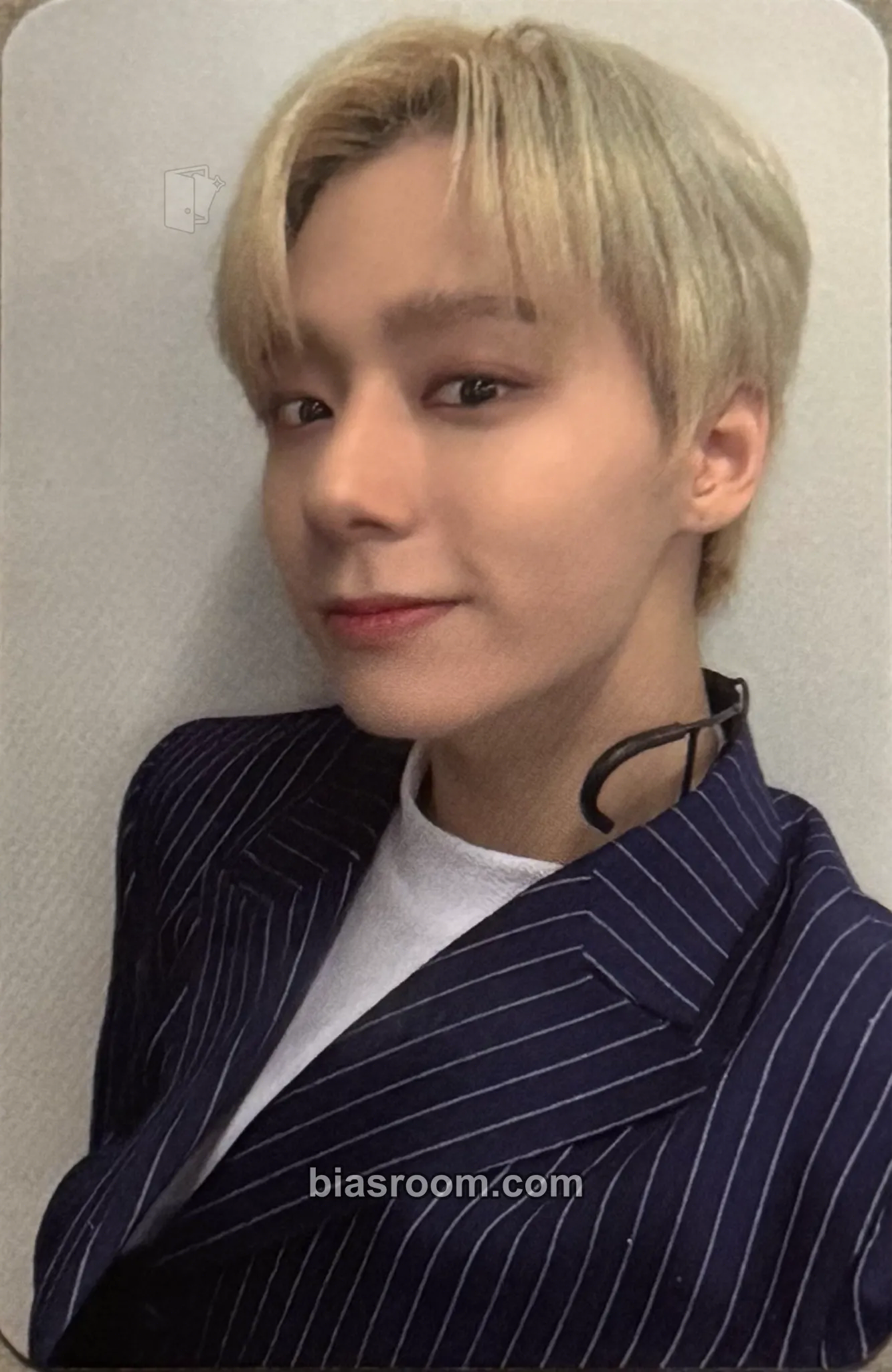 Hwanwoong LIVED Photocard - ONEUS - ONEUS K-pop photocard