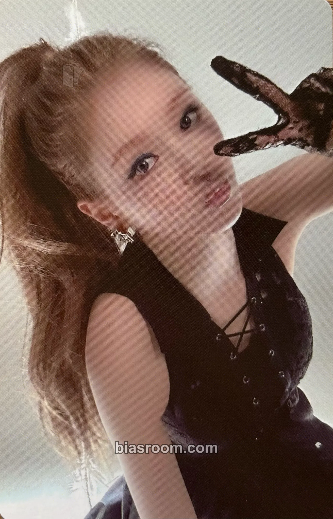 YooA Borderline Photocard - OH MY GIRL - OH MY GIRL K-pop photocard