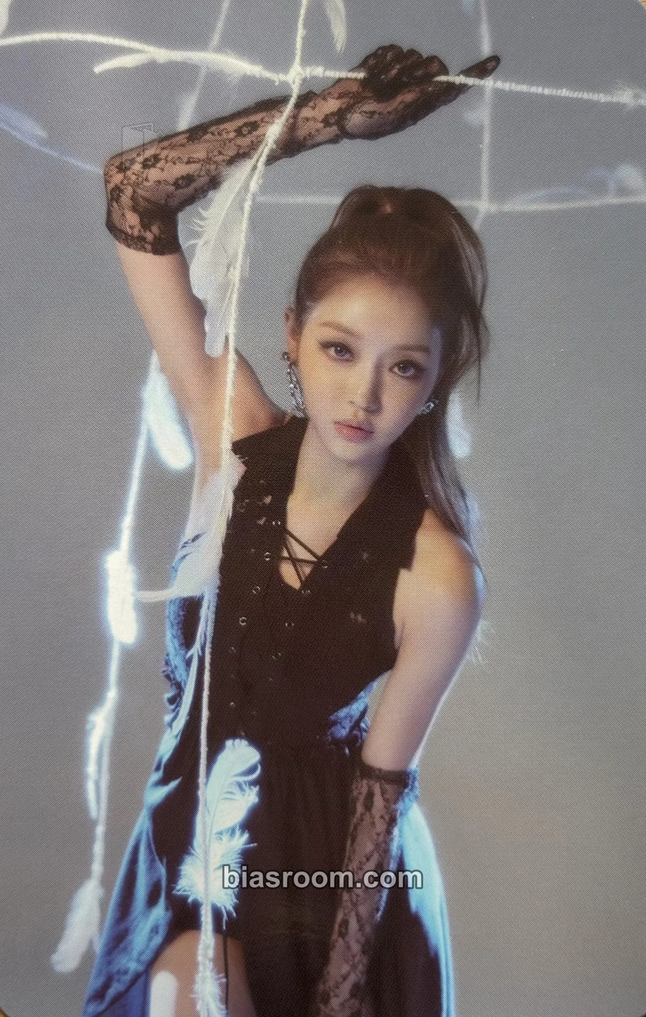 YooA Borderline Photocard - OH MY GIRL - OH MY GIRL K-pop photocard