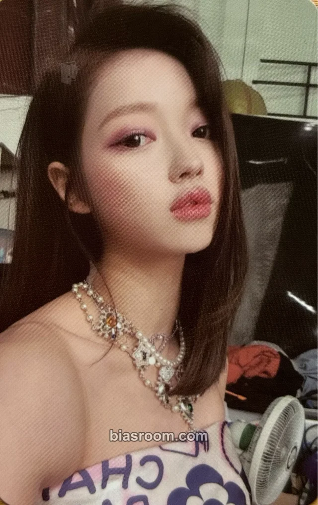OH MY GIRL - YooA - NONSTOP Album album photocard chance version
