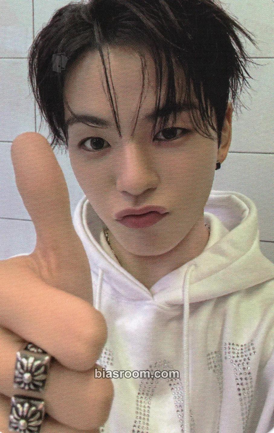Yoon Jaehyuk LOVE PULSE Photocard - TREASURE - TREASURE K-pop photocard