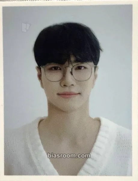 Taehwan Vanner official fan club (1st generation vvs) Photocard - VANNER - VANNER K-pop photocard