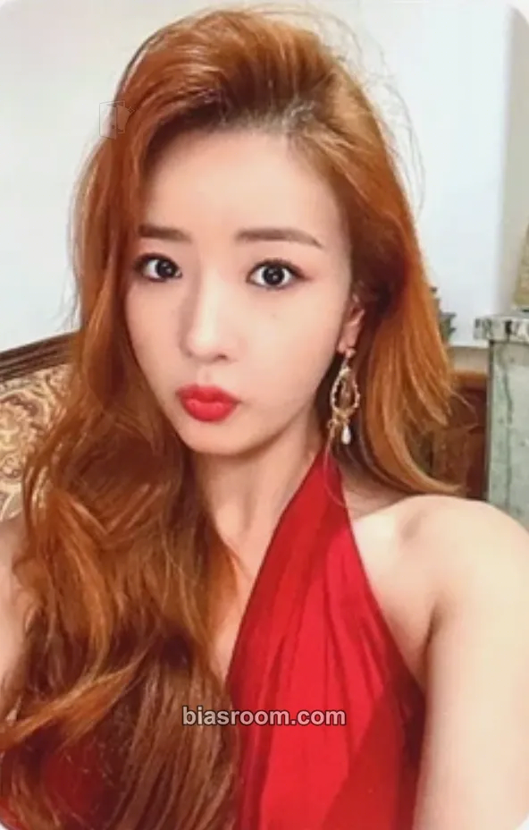 Bomi Apink 2021 Pop Up Store Pink Carnival Photocard - Apink - Apink K-pop photocard