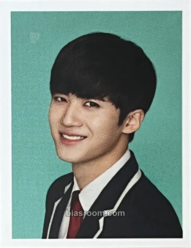 PENTAGON - Yanan - Pentagon Album id photo album inclusion
