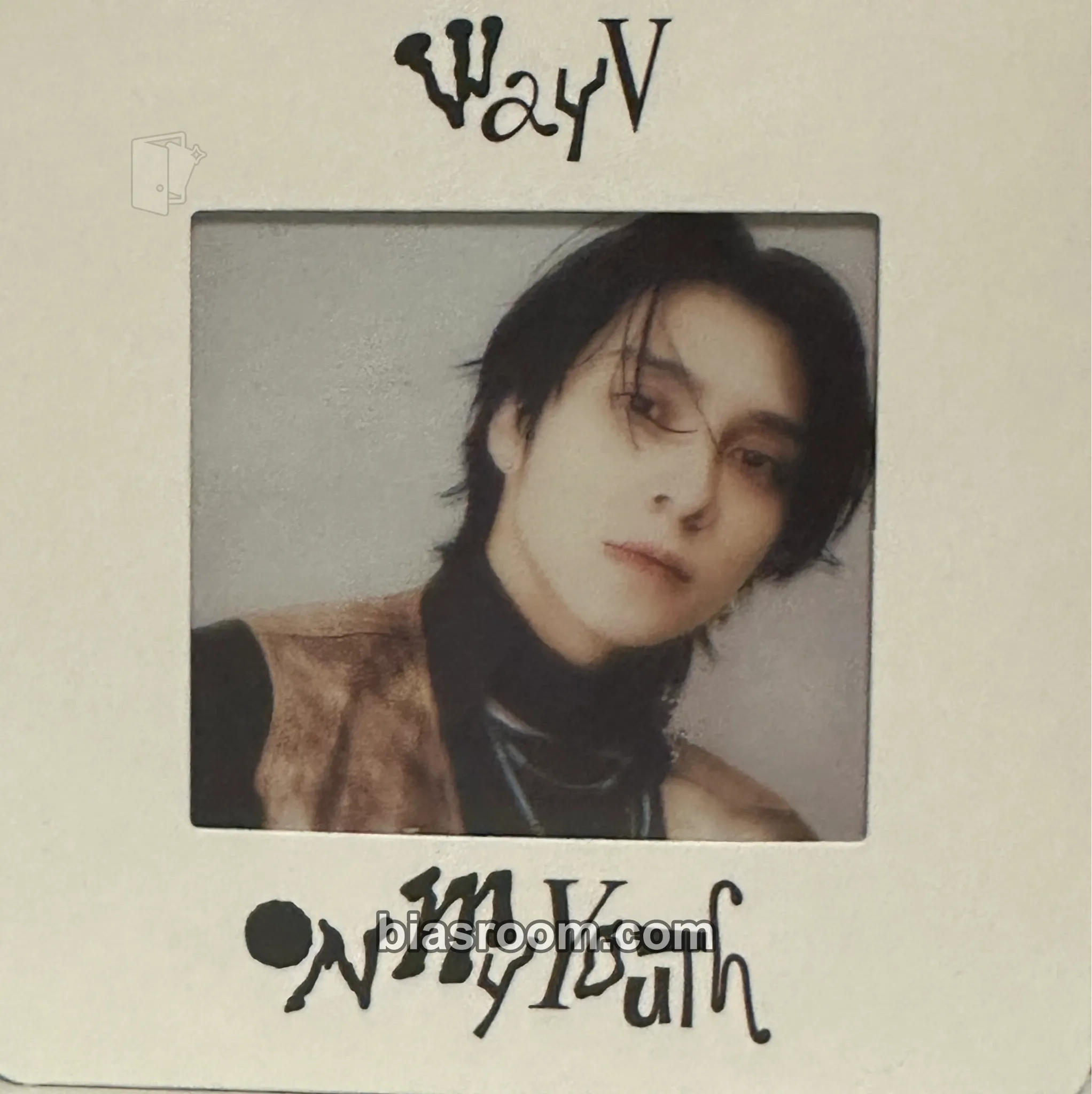 Hendery On My Youth Photocard - WayV - WayV K-pop photocard