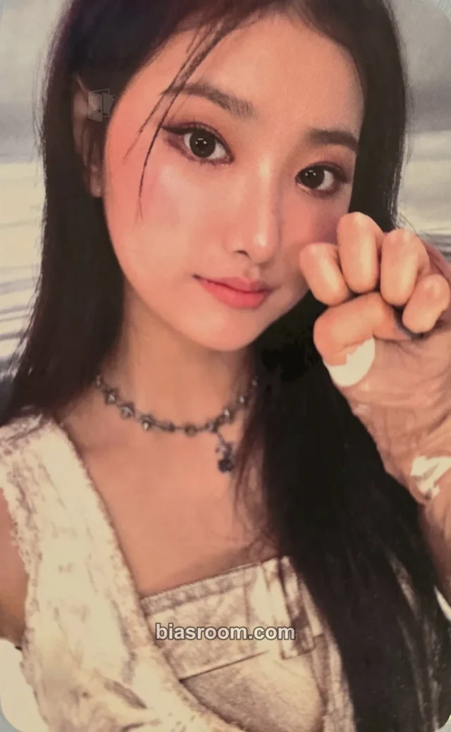 BADVILLAIN - Kelly - OVERSTEP Album withmuu video call (fancall)