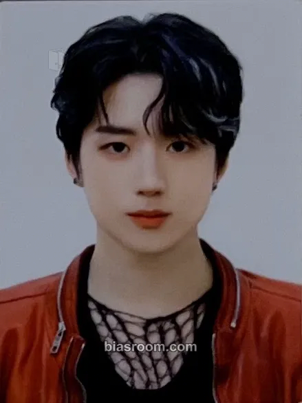 Geonu Just Begun Photocard - JustB - JustB K-pop photocard